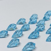 Cristal Gota Pendant MC Machine Cut  Drop Transparente Azul Aqua Bohemica 10 x 6 mm 711064