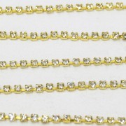 Fio de metal banhado em Dourado com strass cristal transparente ss 6,5 = 2 mm 712214